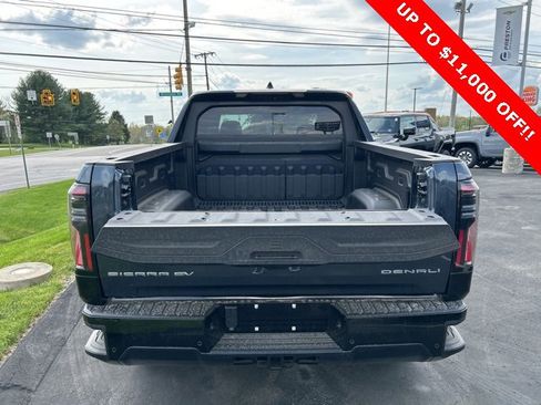 New 2025 GMC Sierra EV Denali image 6