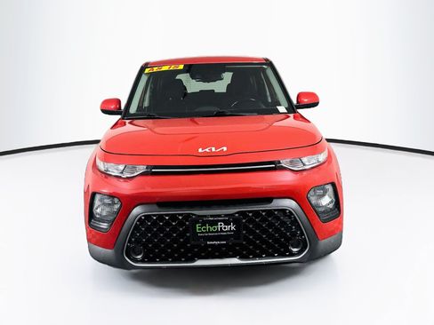 Used 2022 Kia Soul EX FWD image 2
