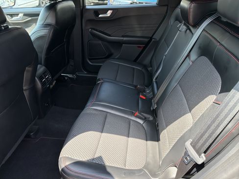 Used 2023 Ford Escape ST-Line w/ Tech Pack #1 FWD image 18