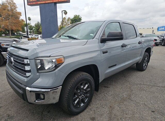 Used 2021 Toyota Tundra SR5 w/ Trail Edition AWD/4WD image 1