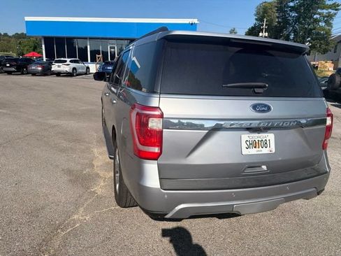 Used 2020 Ford Expedition XLT w/ Equipment Group 202A AWD/4WD image 26