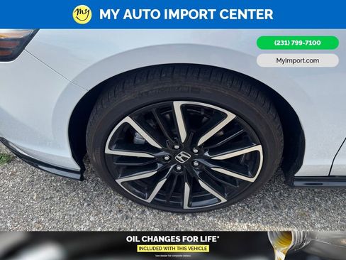 Used 2023 Honda Accord Touring image 7