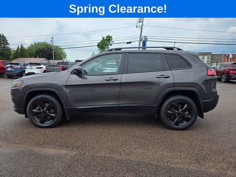 Used 2023 Jeep Cherokee Altitude Lux AWD/4WD image 4