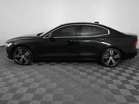 Used 2021 Volvo S60 T5 Inscription w/ Advanced Package FWD image 3