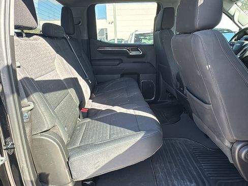 Used 2023 Chevrolet Silverado 1500 LT image 25