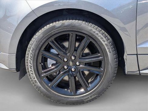 Certified 2022 Ford Edge ST-Line AWD/4WD image 24