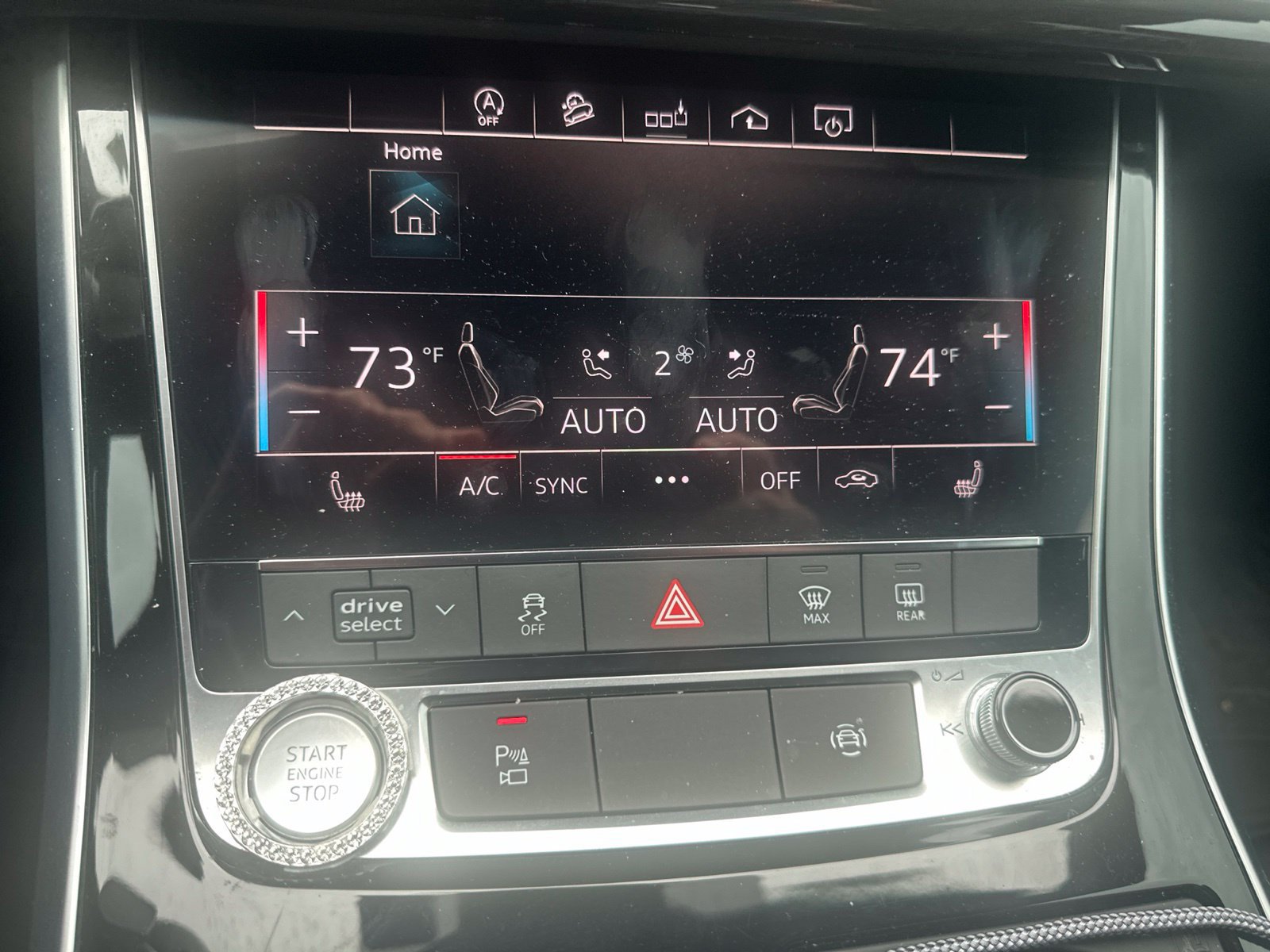 Used 2020 Audi Q8 Premium w/ Black Optic Package AWD/4WD image 9