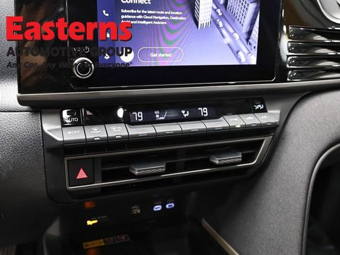 Used 2025 Toyota Camry LE FWD image 20