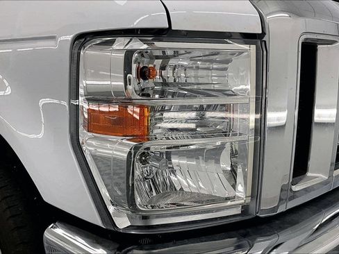Used 2025 Ford E-350 and Econoline 350 Super Duty w/ Power Equipment Group RWD image 30