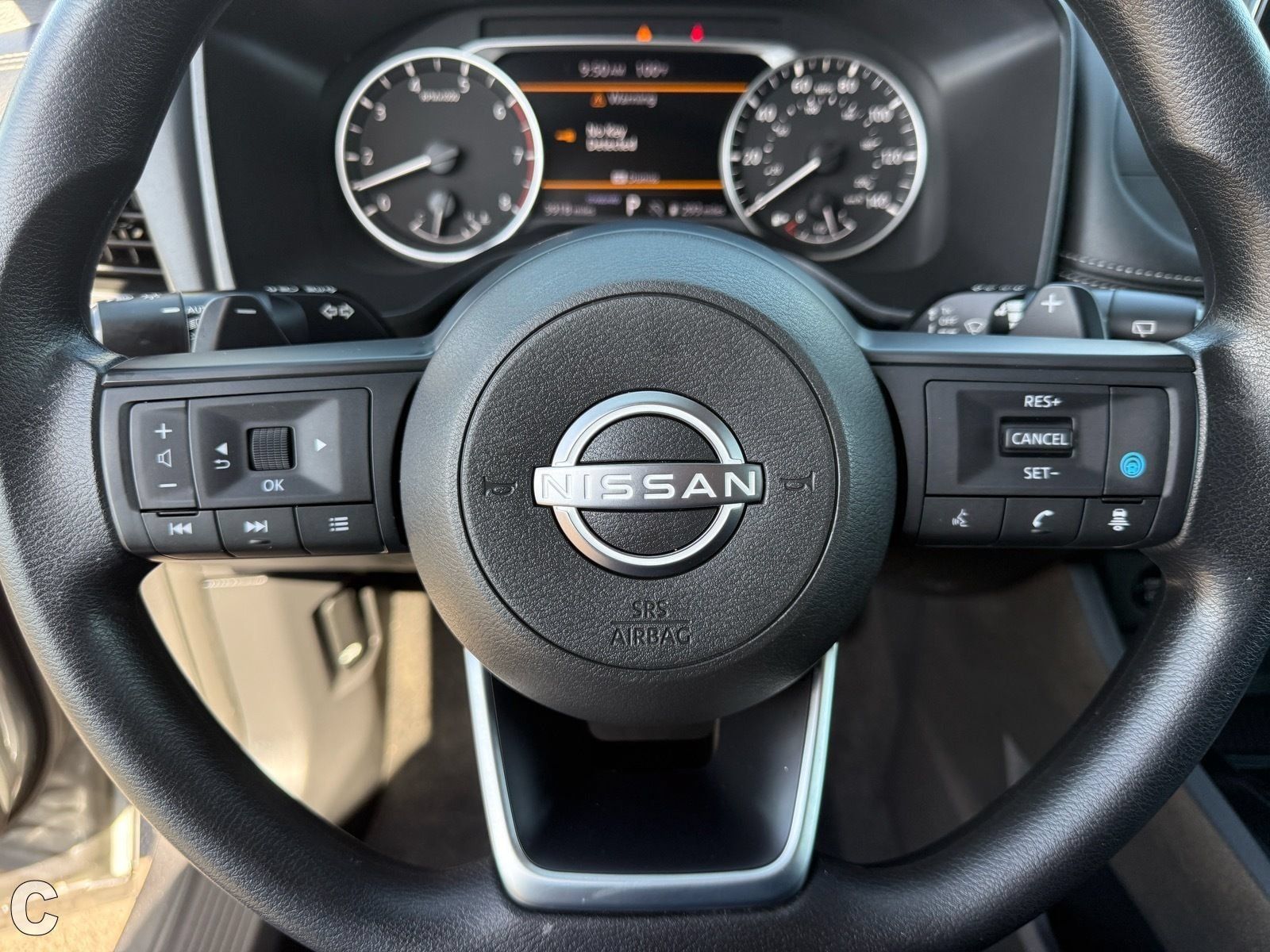 Used 2024 Nissan Rogue SV FWD image 14