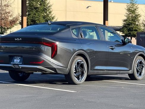 New 2025 Kia K4 EX image 5