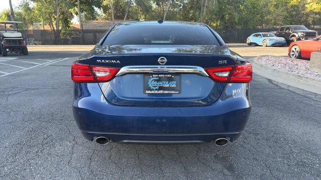 Used 2017 Nissan Maxima SR FWD image 4