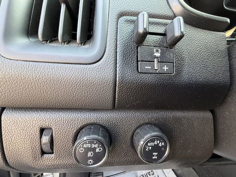 Used 2020 Chevrolet Colorado LT w/ Redline Special Edition image 10