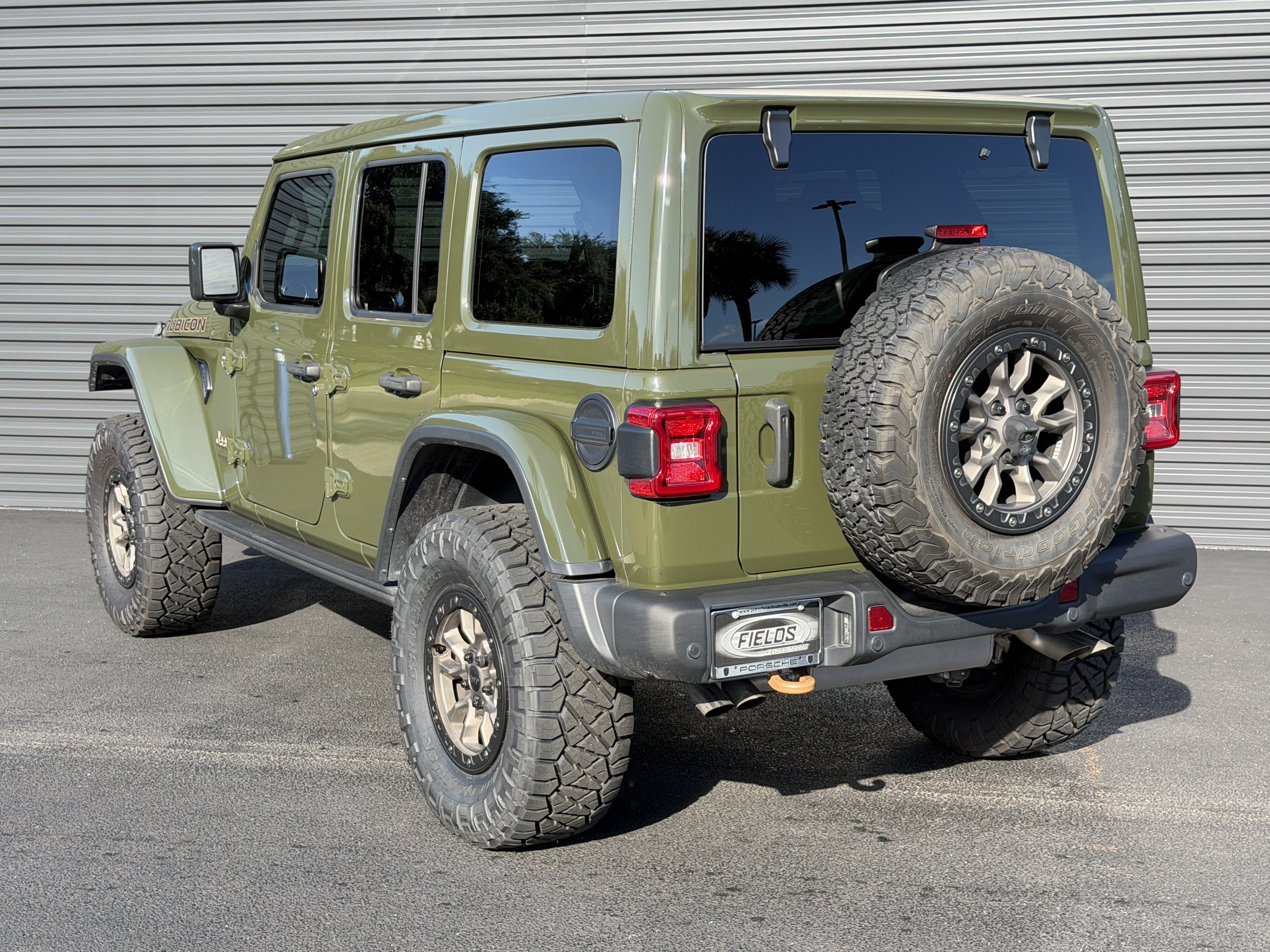 Used 2022 Jeep Wrangler Unlimited Rubicon AWD/4WD image 3