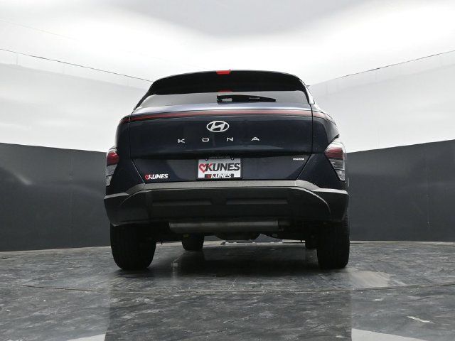 Used 2025 Hyundai Kona SEL AWD/4WD image 58