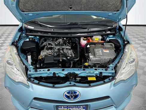 Used 2014 Toyota Prius C Two image 26