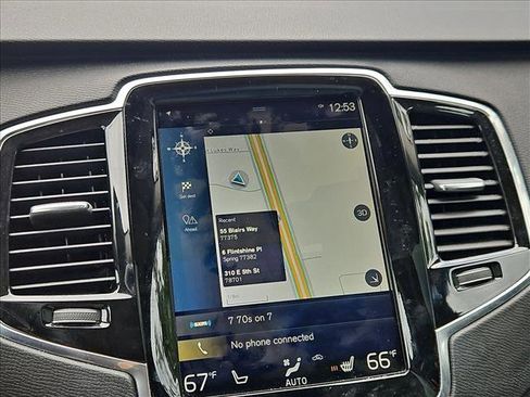 Used 2017 Volvo XC90 T6 Momentum w/ Vision Package image 12