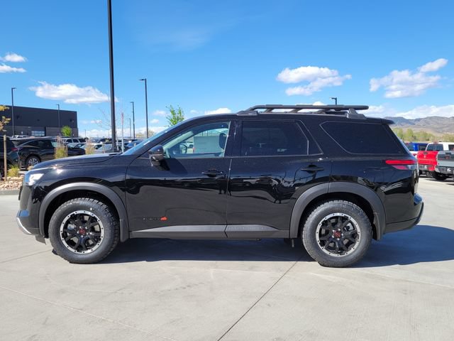 Used 2026 Nissan Pathfinder Rock Creek w/ Rock Creek Premium Package AWD/4WD image 2