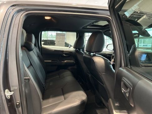 Used 2023 Toyota Tacoma Limited image 17