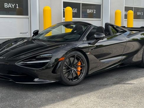 Used 2026 McLaren 750S Spider RWD image 1