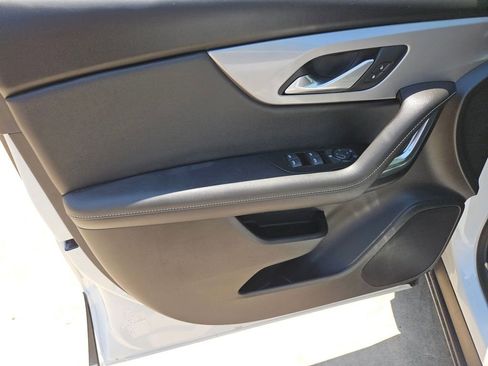 Used 2025 Chevrolet Blazer LT FWD image 14
