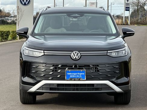New 2026 Volkswagen Tiguan S AWD/4WD image 8