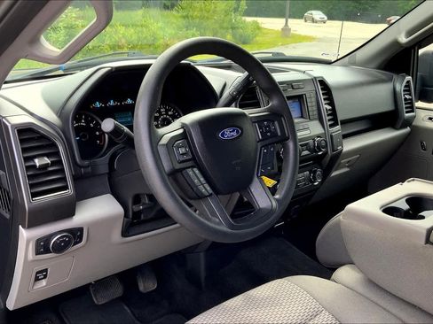 Certified 2018 Ford F150 XLT AWD/4WD image 18