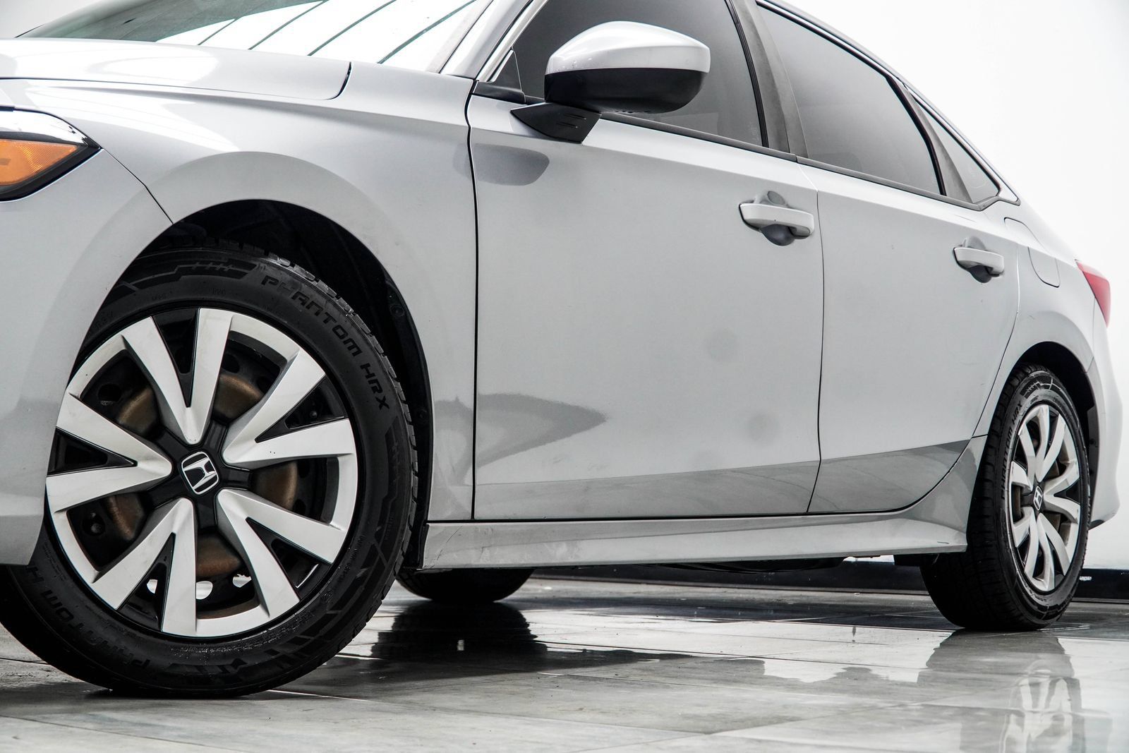 Used 2022 Honda Civic LX image 4