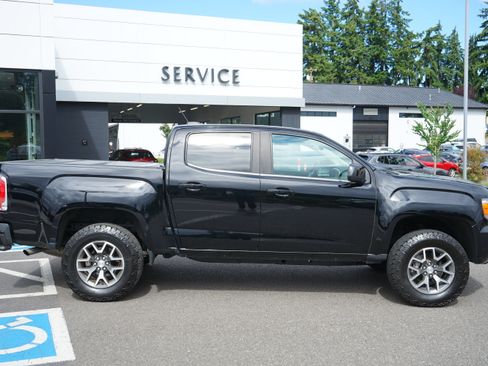 Used 2020 GMC Canyon All Terrain w/ Trailering Package AWD/4WD image 2