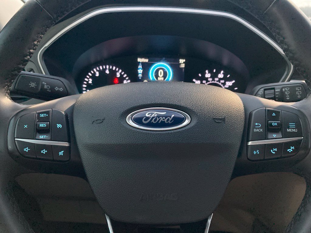 Used 2022 Ford Escape SE w/ Convenience Package FWD image 18