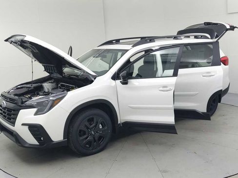 New 2025 Subaru Ascent Bronze Edition w/ Onyx Package image 10