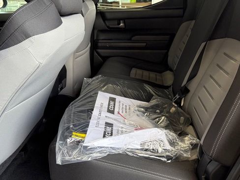 New 2025 Toyota Tacoma TRD Off-Road image 28