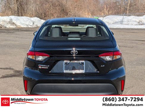 Certified 2025 Toyota Corolla LE image 4