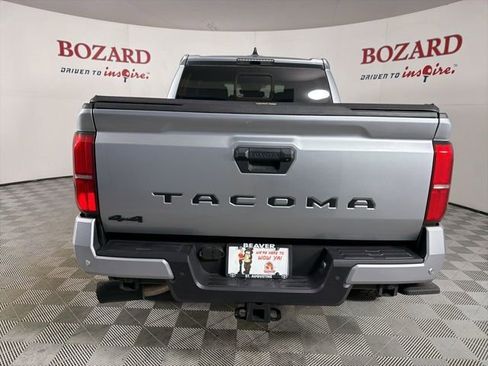 Used 2024 Toyota Tacoma TRD Sport w/ TRD Sport Upgrade Package image 7
