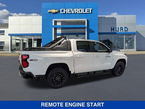 New 2025 Chevrolet Colorado Z71 w/ Midnight Edition image 3