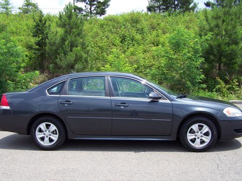 Used 2014 Chevrolet Impala Limited LS image 5