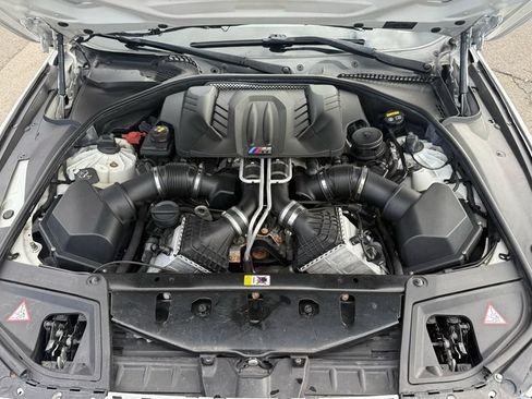 Used 2016 BMW M5 RWD image 20