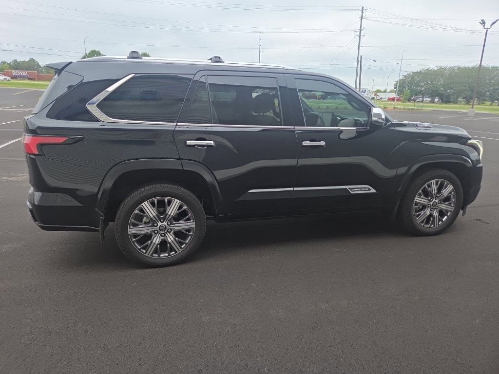 Used 2024 Toyota Sequoia Capstone AWD/4WD image 12