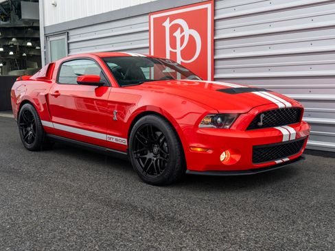 Used 2012 Ford Mustang Shelby GT500 w/ SVT Performance Pkg image 52