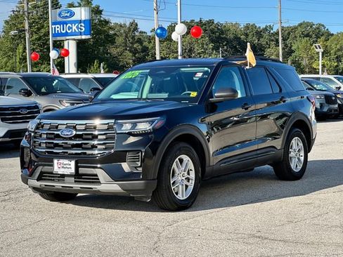 Certified 2026 Ford Explorer Active AWD/4WD image 3