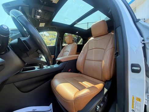 Used 2024 Cadillac XT4 Sport AWD/4WD image 14