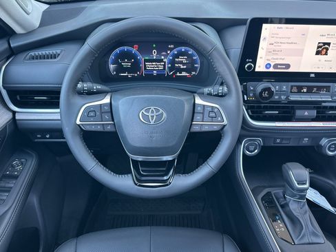 Certified 2026 Toyota Grand Highlander AWD image 14