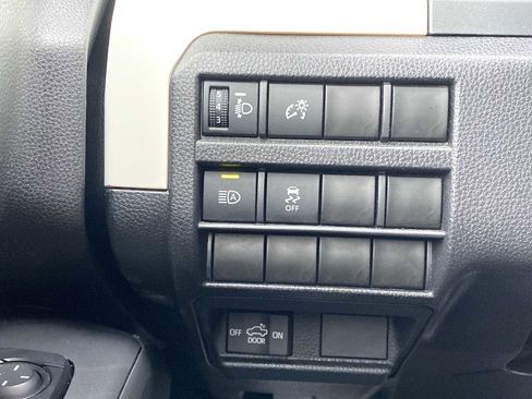 Used 2024 Toyota Tacoma TRD Off-Road image 27