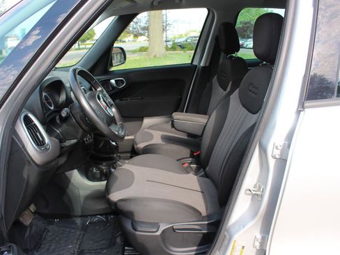 Used 2017 FIAT 500L Pop image 13