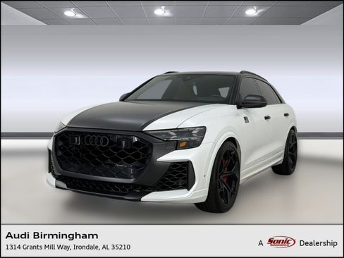 Used 2025 Audi RS Q8 performance AWD/4WD image 1