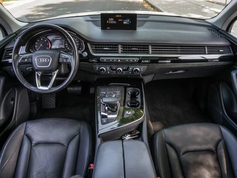 Used 2017 Audi Q7 3.0T Premium AWD/4WD image 11