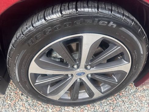 Used 2015 Subaru Legacy 3.6R Limited AWD/4WD image 14