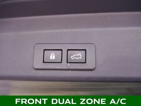 Used 2023 Subaru Ascent Limited image 7