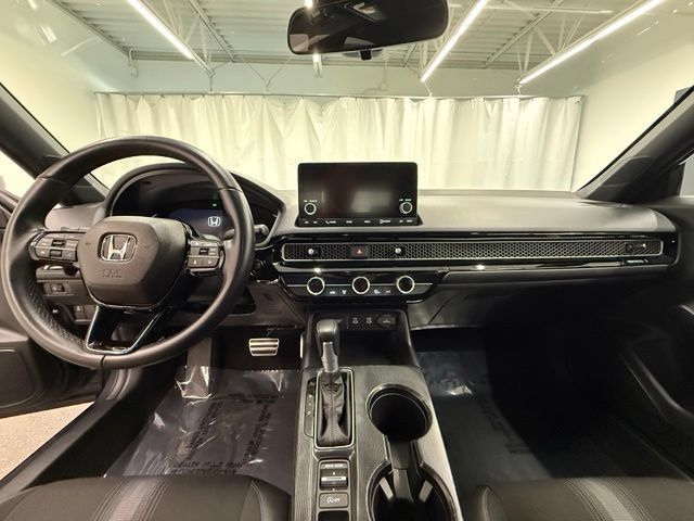 Used 2025 Honda Civic Sport image 18