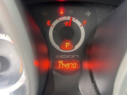 Used 2015 Scion tC image 11